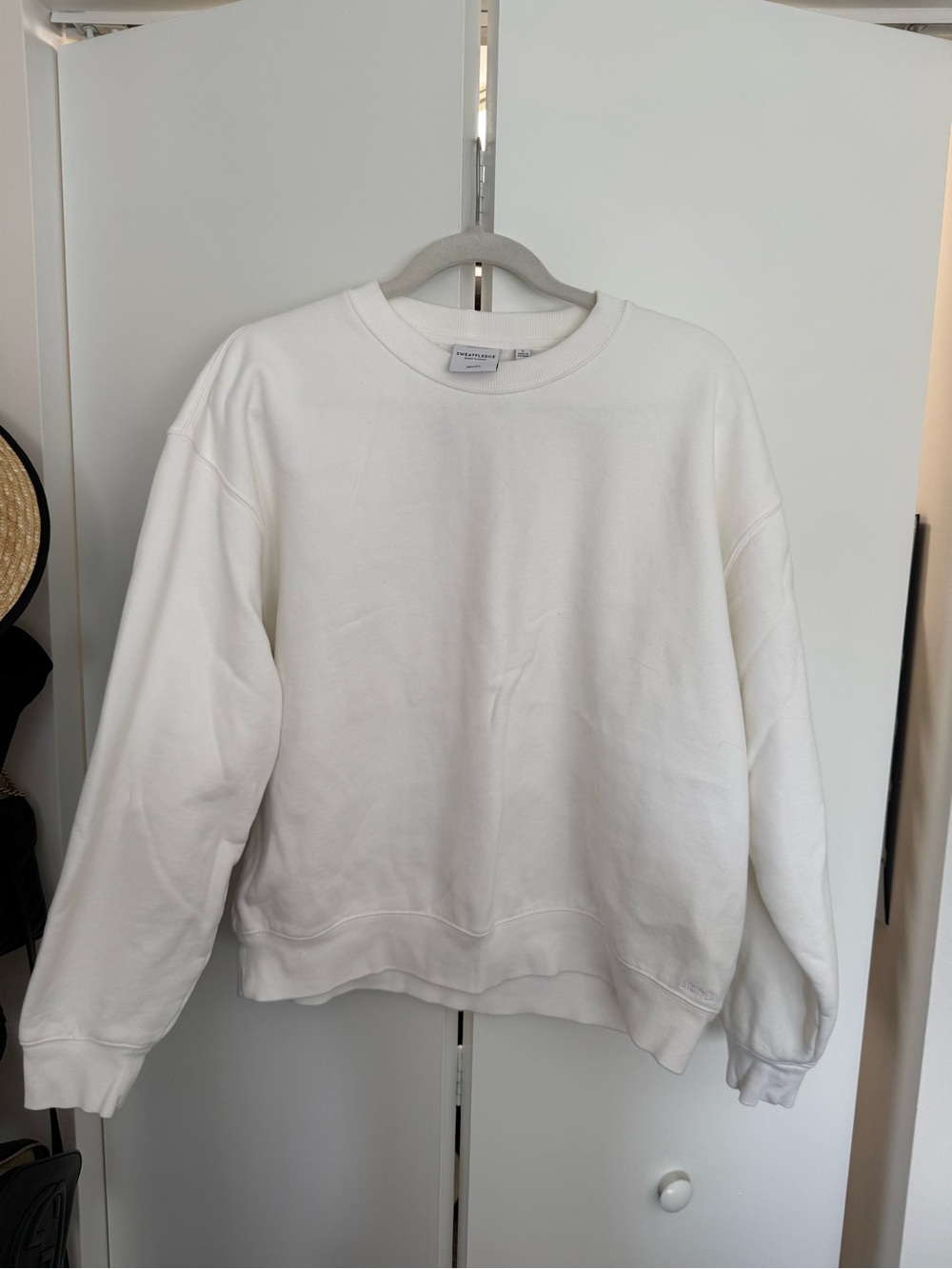 Aritzia White Womens Crewneck Sweater
